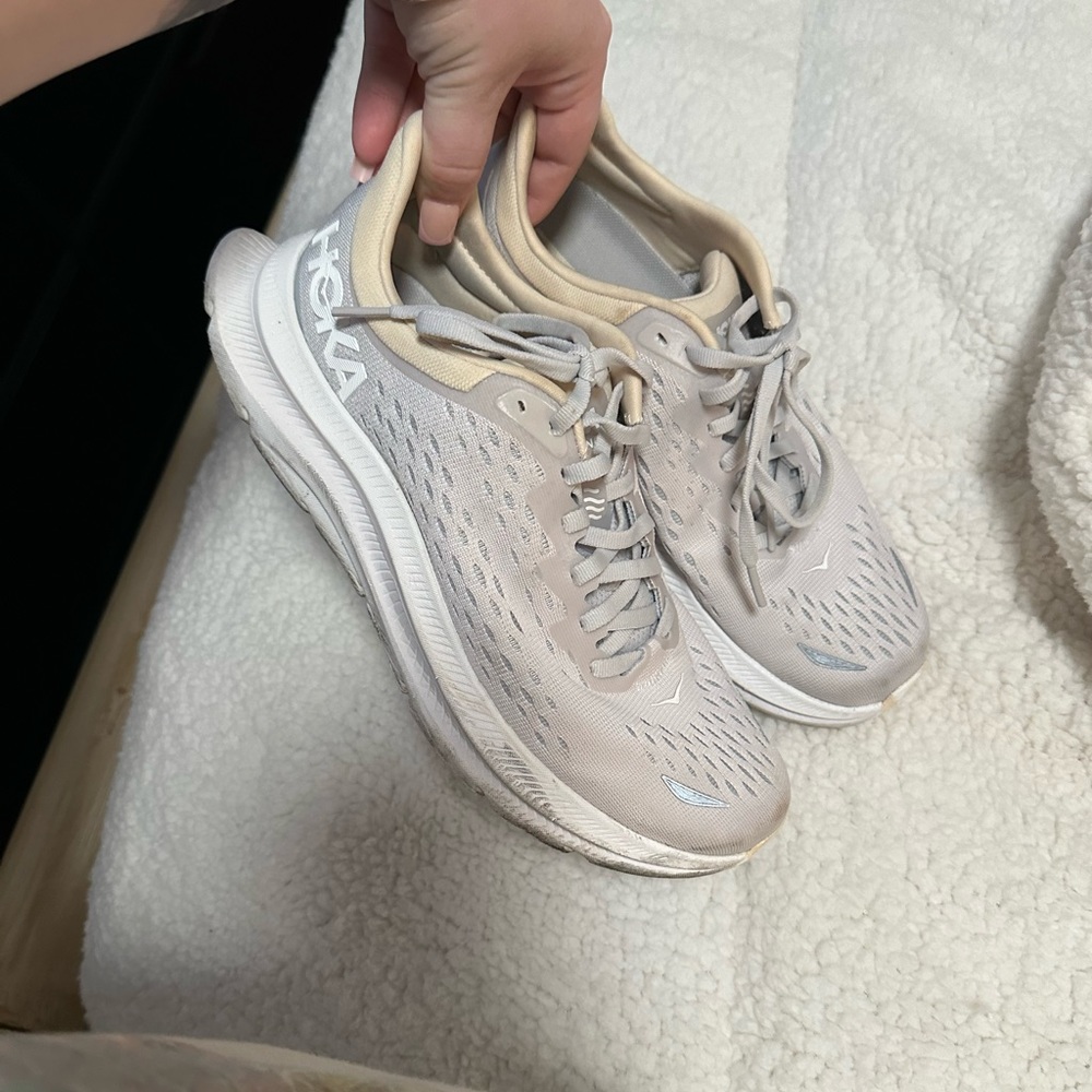 Hoka shoes
